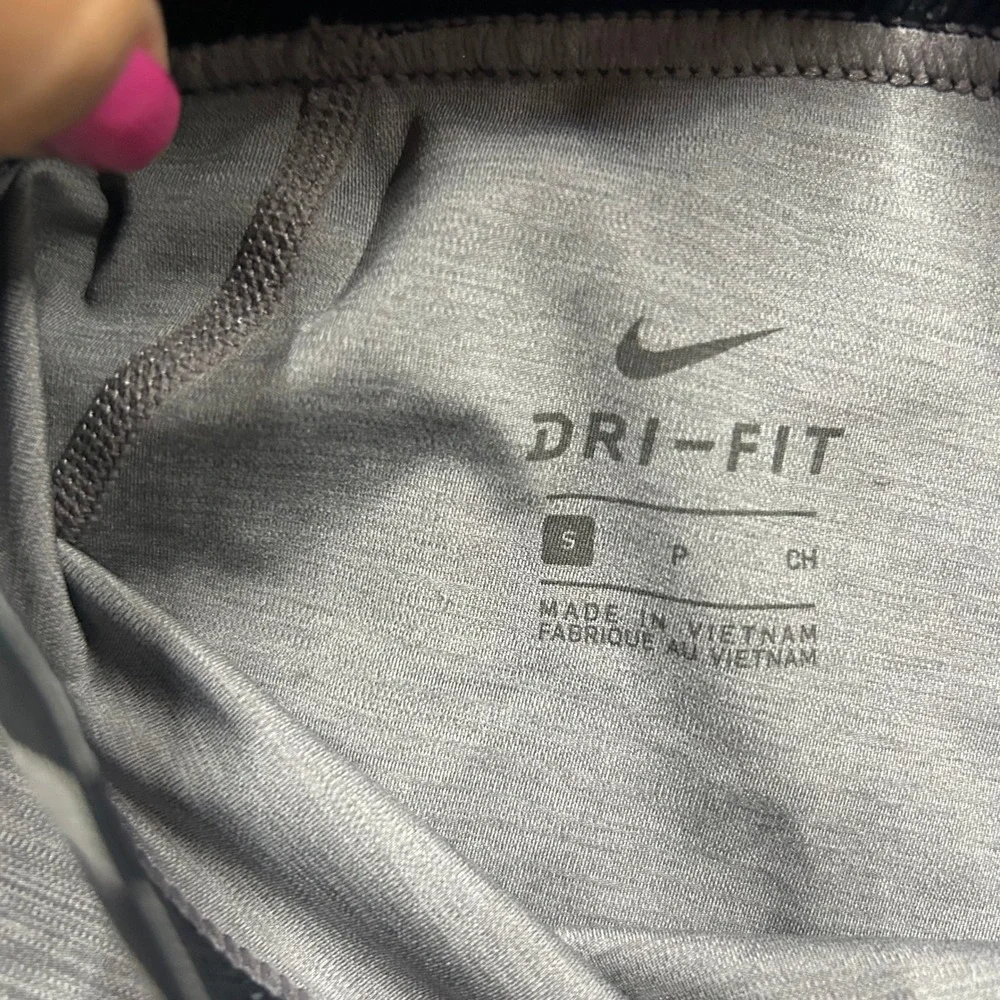 Nike Shorts Womens Size S Gray Pro Dri-Fit Space Dye Compression Athletic Gym